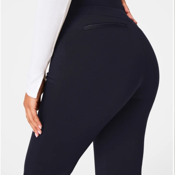 SPANX Pont Flare Pant
Navy - Picture 5 of 6